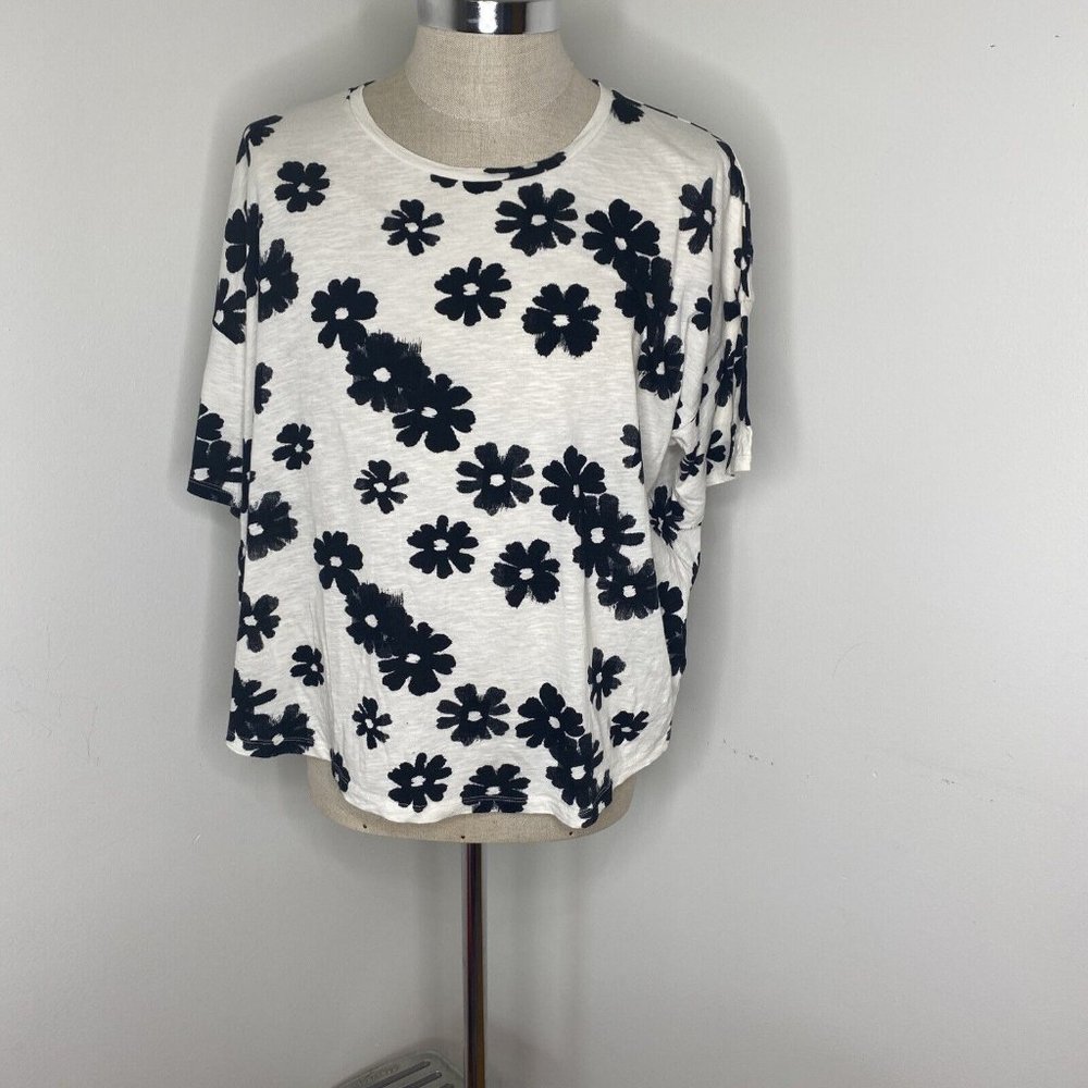Madewell Womens Top Size 3X Black White Flower T Shirt Short Sleeve Tunic Cotton